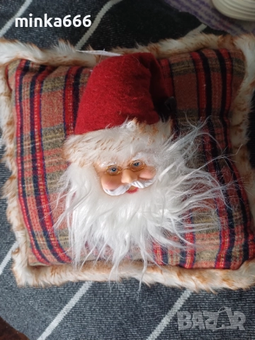Възглавничка с Дядо Коледа., снимка 2 - Възглавници - 52458807