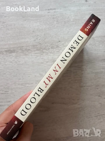 Demon in my blood, Elizabeth Rains , снимка 2 - Други - 51048149