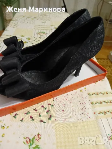 Черни официални дамски обувки 