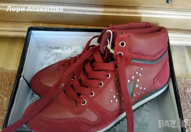 Дамски боти с капси с връзки в червено, снимка 4 - Дамски ежедневни обувки - 27731997
