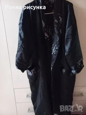 Красиво двулицево кимоно ,универсален размер , снимка 3 - Антикварни и старинни предмети - 47976652