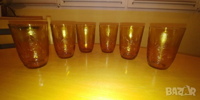 Шест броя нови чаши, снимка 4 - Чаши - 40186135