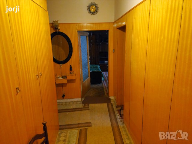 Дава под наем 4-СТАЕН Кралска зона, град Добрич (Частно лице), снимка 2 - Апартаменти - 44011494