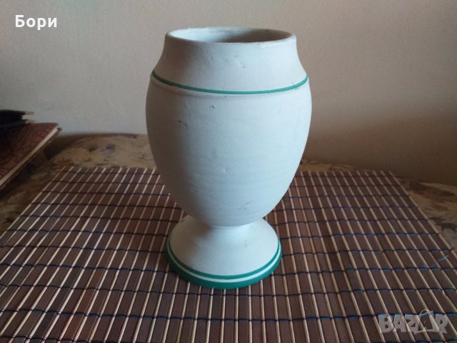 Рисувана керамична ваза, снимка 3 - Вази - 29037840