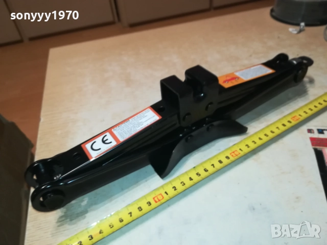 КРИК 1,5Т БЕЗ ВЪРТОК 1710250825