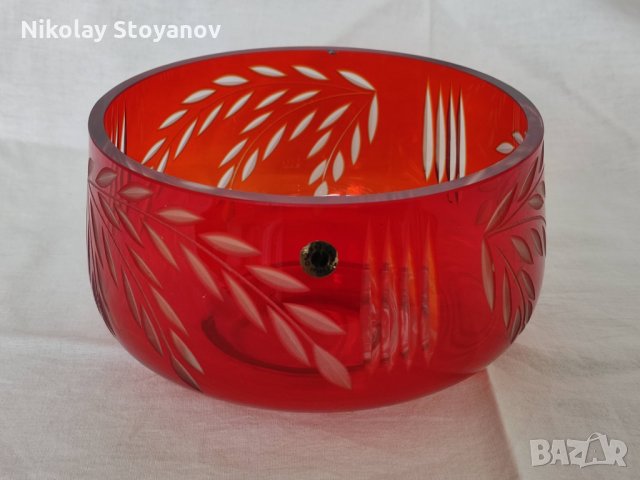 Кристална купа - червена, снимка 2 - Прибори за хранене, готвене и сервиране - 33679633