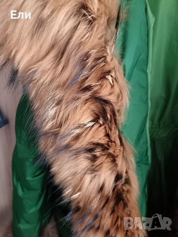Зелена парка с естествен косъм от лисица , снимка 3 - Якета - 52648238