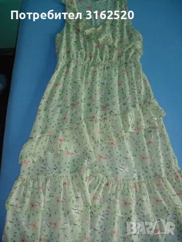 Продавам рокля на цветя, снимка 1