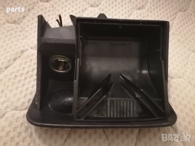 Пепелник Форд Ескорт N:1(1995г.-2000г.)N, снимка 2 - Части - 33090564