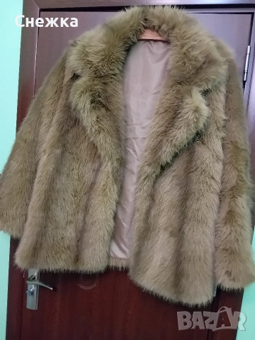 красиво зимно палто, снимка 2 - Палта, манта - 53398440