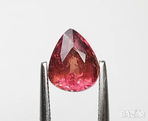 Рядък Падпараджа сапфир 1.55кт! Сертифициран! Нов!, снимка 13 - Пръстени - 46510602