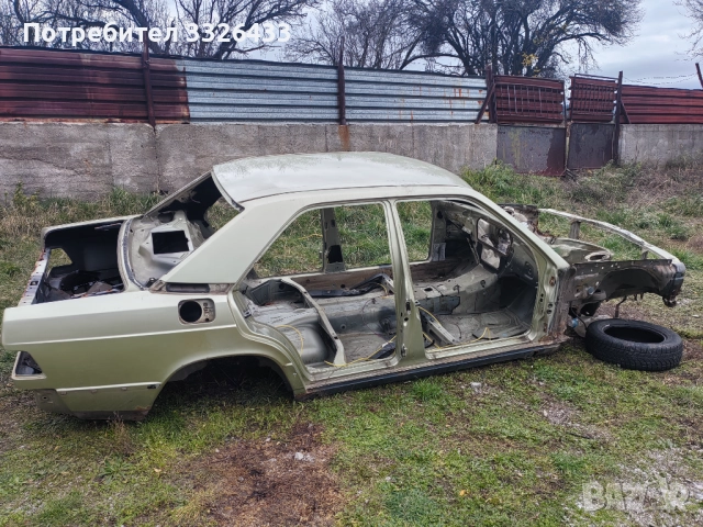 Необорудвано купе от Мерцедес 190 , снимка 2 - Автомобили и джипове - 52658478