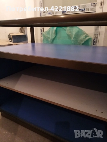 Продавам щанд маса, снимка 4 - Стелажи и щандове - 52648603