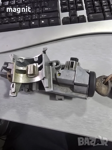 GJ6A66938A Контактен ключ и патрон за Mazda 6 2003г.