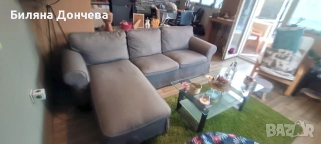 Стилен ъглов диван с лежанка (IKEA Ektorp) – Отлично състояние, снимка 4 - Дивани и мека мебел - 52849051