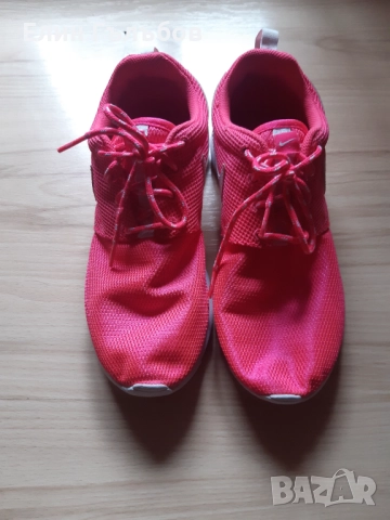 Маратонки NIKE дамски, 38-ми номер