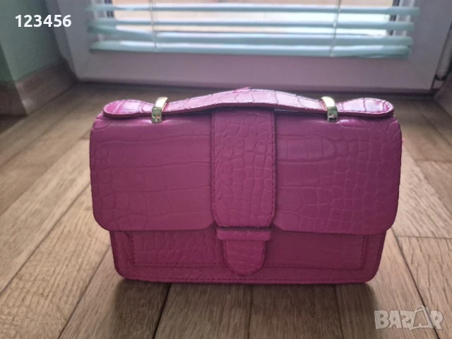 Малки чанти и раници, снимка 6 - Чанти - 44185548