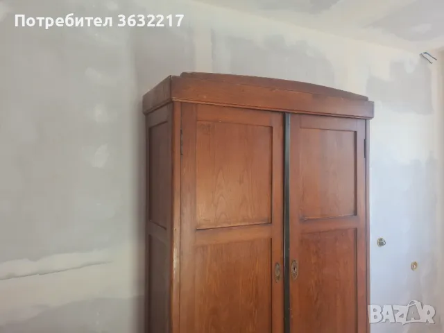 Стар масивен гардероб, изработен от благороден орех, снимка 5 - Антикварни и старинни предмети - 49553804