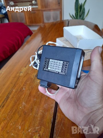 Стара светкавица за фотоапарат Електроника , снимка 4 - Други ценни предмети - 33097146