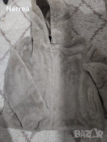 Яке от косъм на Stradivarius, снимка 2 - Якета - 52656852