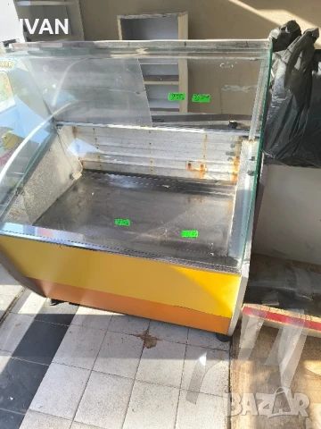 продавам обзавеждане за магазин , снимка 1