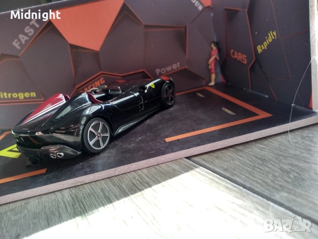 Макет на гараж с Ферари, снимка 5 - Колекции - 53145003