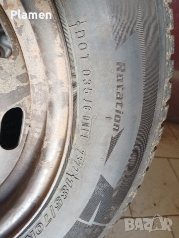Зимни гуми Nexen 185/70R14 88T DOT 2322 на железни джанти за Subaru, снимка 2 - Гуми и джанти - 44001175