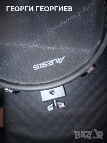 Продавам електронни барабани Roland и Alesis,монитор Roland,и педали Yamaha, снимка 6 - Ударни инструменти - 53514461