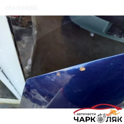 Преден капак Фолксваген Пасат Б6 (к), снимка 3 - Части - 47605770