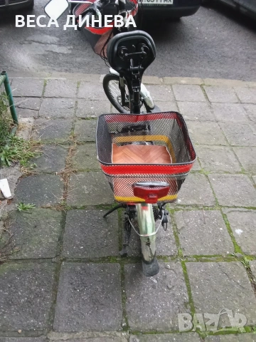 Продавам Електрически Сгъваем Велосипед с скорости Мотор 250 вата Батерия 36 волта 10 ампера , снимка 9 - Велосипеди - 53458292