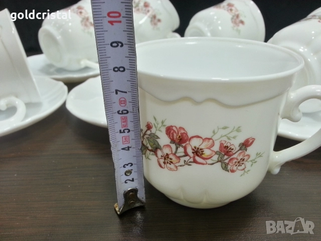 Френски аркопал чаши за чай , снимка 3 - Антикварни и старинни предмети - 44231697