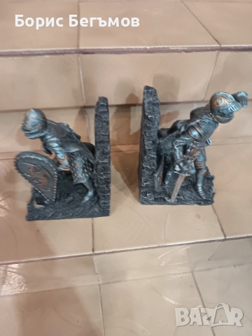 Рицарски подпори за книги, снимка 6 - Художествена литература - 53055573