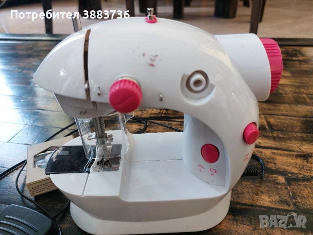 Шевна машина с педал на батерии, снимка 4 - Шевни машини - 51619381
