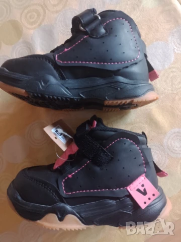 Високи маратонки Vicco n.23, снимка 2 - Детски маратонки - 51120193