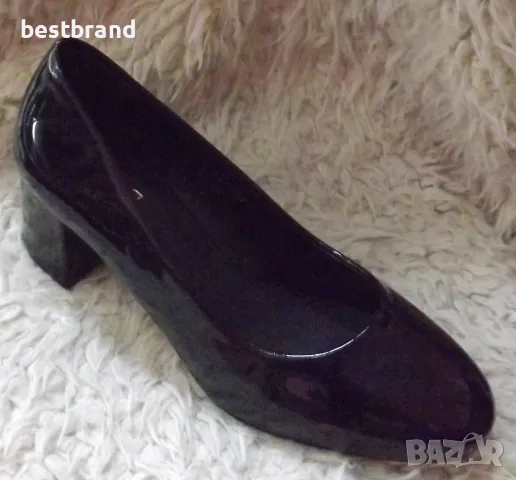 Дамски обувки от изкуствен лак, на ток, в черен цвят, код 473/40