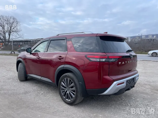 Nissan Pathfinder SL 4WD