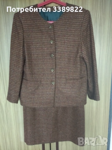 Дамски костюм 