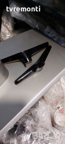 TV стойка за ​телевизор SAMSUNG модел UE32T4002AK