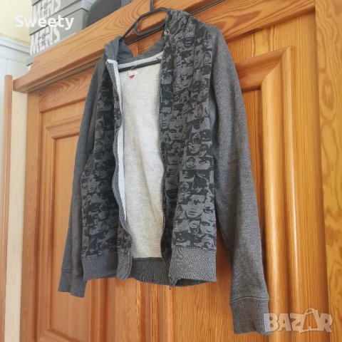 суитчър , снимка 3 - Суичъри - 43573740