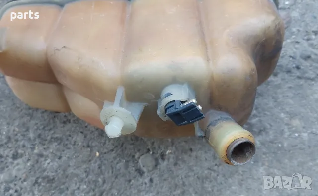 Казанче Антифриз Мерцедес C класа W202 - CLK
- 2025000249, снимка 4 - Части - 47698202