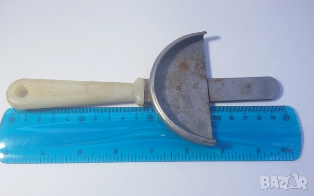 Ретро отварачка за буркани с жълтеникава пластмасова дръжка, снимка 12 - Антикварни и старинни предмети - 51708976