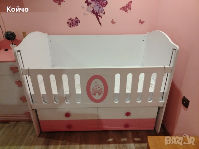 Люлееща се бебешка кошара от МДФ материал