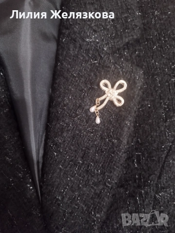 Ново дамско сако ,размер 42 
