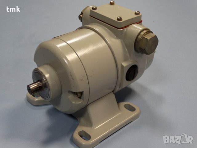 тахогенератор VEB 1621.3, снимка 4 - Електродвигатели - 28929934