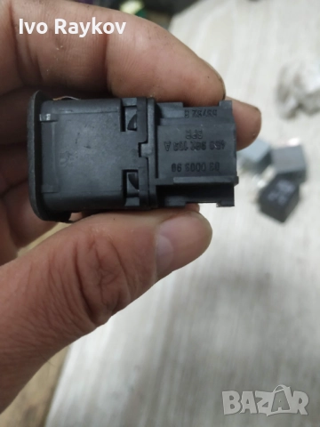 Бутон за деактивиране на ал. система , VW , 4B0962109A, снимка 3 - Части - 52406650