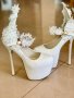 Бели сватбени / дизайнерски обувки, снимка 1
