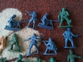 Войници пластмасови 12 броя 25258, снимка 7