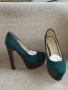 Зелено/сиво велур обувки на ток, снимка 1 - Дамски обувки на ток - 37933541