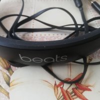 Слушалки Beats EP On-Ear, снимка 5 - Слушалки и портативни колонки - 40485285