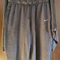 Дамски анцунг Nike, снимка 1 - Спортни екипи - 43057944